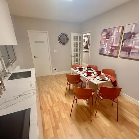 Reveriano Soutullo 1 B-1 Apartment *