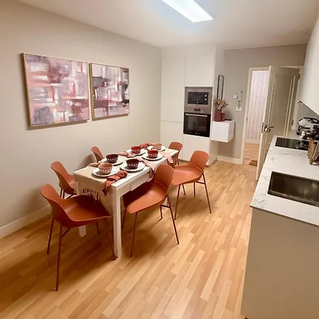 Reveriano Soutullo 1 B-1 Apartment